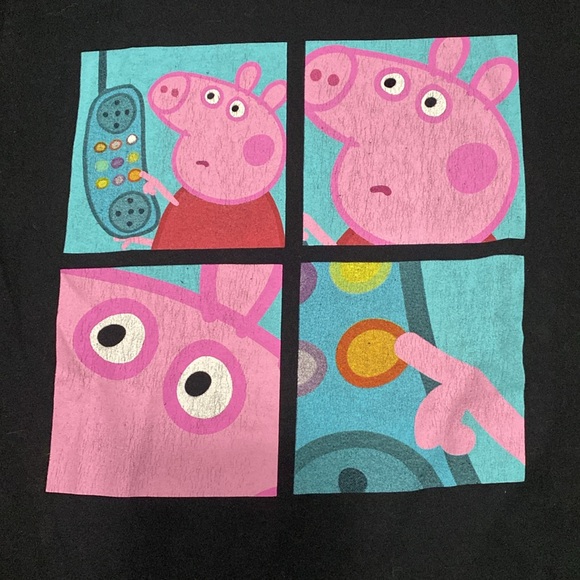 Peppa Pig Meme Hanging Up Graphic Tee - Picture 2 of 4